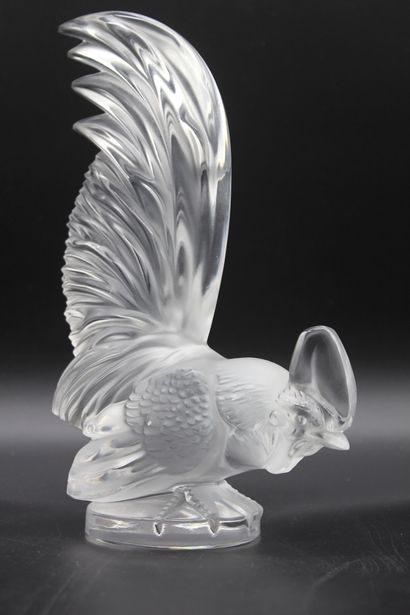 null Lalique - Dwarf Rooster

Contemporary version of the mascot. Signed Lalique...