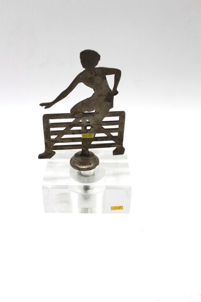  Hedge Jumper 
Mascot stamped "Reg RD 778265", circa 1932. Mounted on a base. H:...