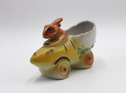 null The fauna at the wheel !

 Four decorative elements in earthenware and porcelain,...