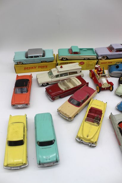 null Dinky Toys- Américaines

Lot de miniatures de la marques Dinky toys, échelle...