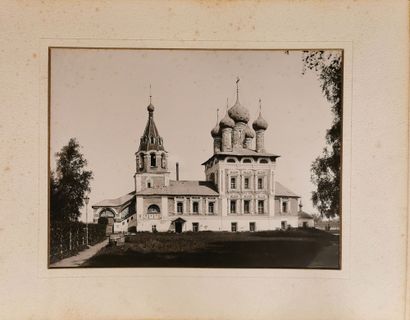  PROKOUDINE-GORSKI SERGEÏ (1863-1944) 
Album comprenant 22 photographies argentiques....