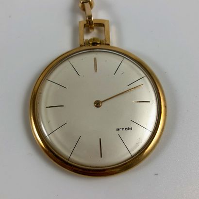 null ARNOLD

Circa 1960.

Gousset in yellow gold 750/1000, round case, signed bmanc...