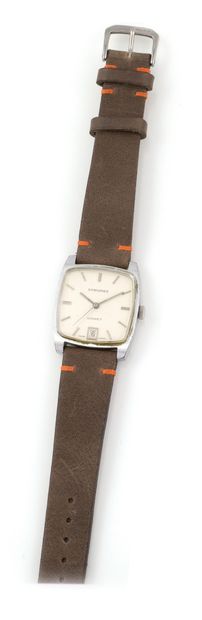null 
LONGINES

Comet TV - About 1970. Ref : 642614.

Design watch with a curved...