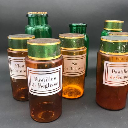 null SUITE OF SIX PHARMACY JARS

in orange glass and painted labels, lids in painted...