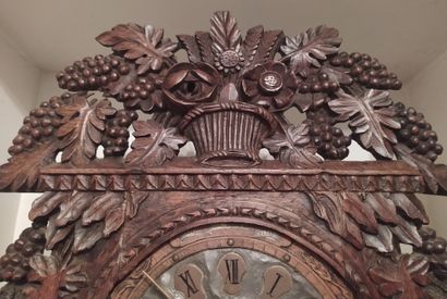  Oak FLOOR REGULATOR carved with a grapevine of a flowering basket at the top, ears...