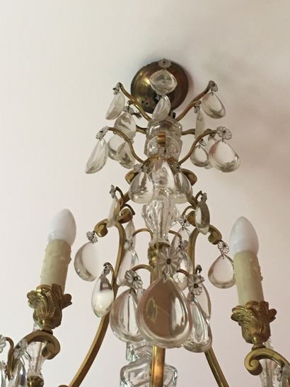 null A gilt bronze CAGE LIGHT with pendants. 19th century. H 90 D : 35 cm
