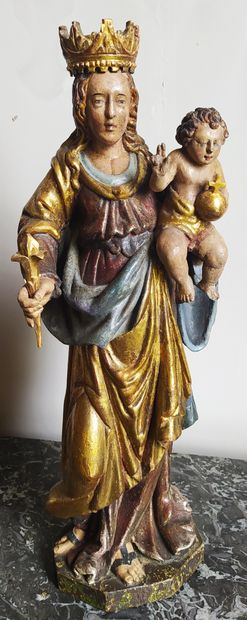 null GROUPE en bois doré et polychromé représentant la Vierge à l’Enfant. XVIIIème...