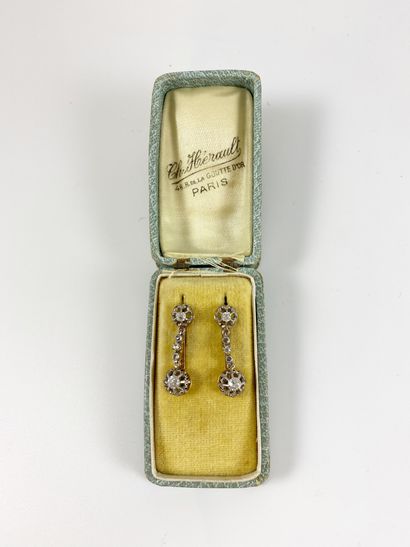 null PAIR OF DORMONT EARRINGS holding old cut and rose cut diamonds. Set in 18K yellow...