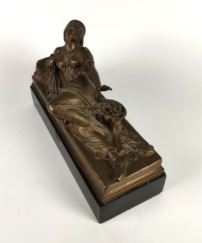 null Auguste CLESINGER ( 1814 -1883 ) Cléopatre Mourante Sculpture en bronze patiné...