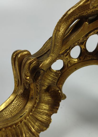 null Pair of ormolu and chased bronze dragon horns 18th century H : 23 L : 30 cm...