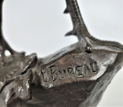 null Léon BUREAU (1866-1906) Faisan Bronze à double patine brune Signé sur la terrasse...