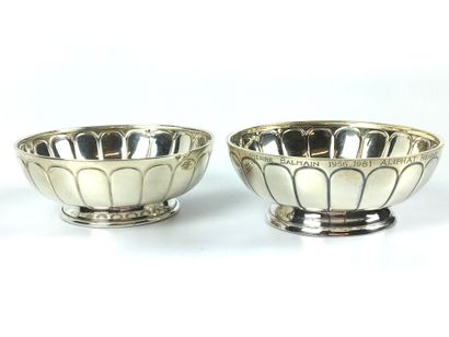 Pair of silver cups engraved with Pierre...