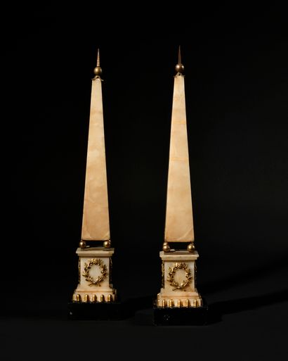 Pair of OBELISQUES in white marble, black...