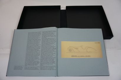 Livre Bugatti Book "Divine Bugatti" FMR Edition

Numbered copy 168 

mint condit...