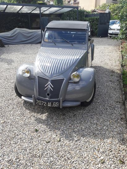 1955 CITROEN 2 CV AZ 1955 CITROEN 2 CV AZ 



Visible springs

Serial number 176951

Good...