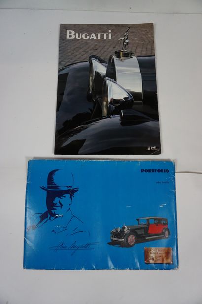 Lot Portefolio et photos Bugatti 1 Paul Kessler folio holder with 8 drawings

Format...