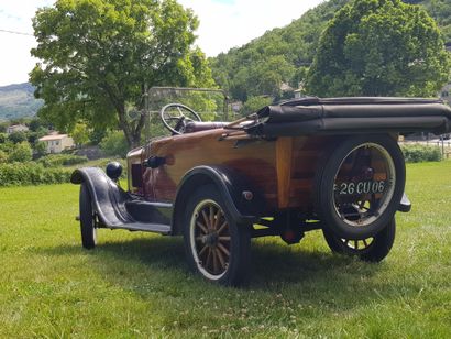 FORD T FREGOLI 1927 _Superbe carrosserie bois

_Exemplaire Bordelais

_Carte grise...