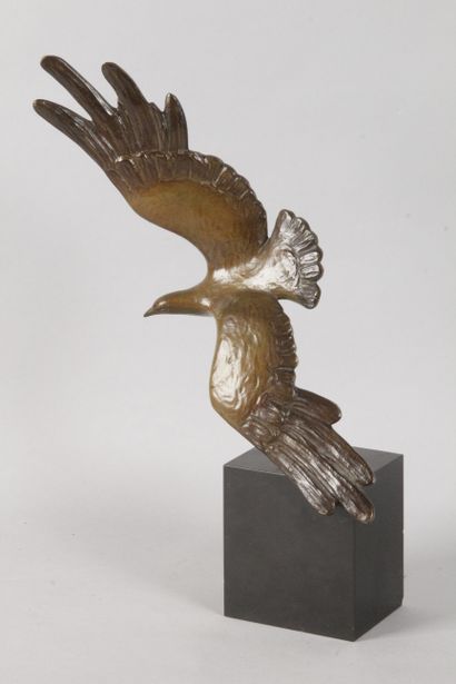 null Alexandre KELETY (1874-1940) "Mouette en vol" Bronze à patine brun nuancé sur...