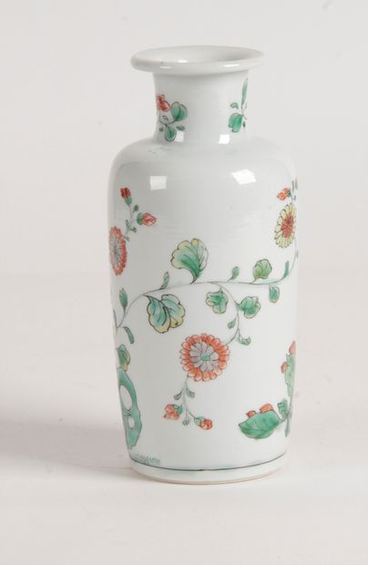 null China, early-mid 20th century Small porcelain and enamel scroll vase of the...
