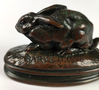 null Antoine-Louis BARYE (1795 - 1875) Rabbit with lowered ears Bronze with brown...