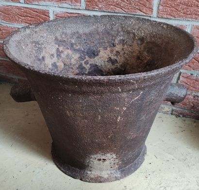 IMPORTANT CAST IRON MORTAR with side grips....