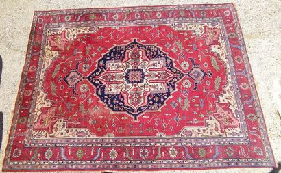 null TURKEY Important SPARTA carpet in the Heriz style in polychrome wool. About...