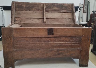 null LARGE oak chest with slightly domed top, single parchment-folded longitudinal...