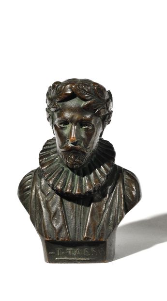 null "TORQUATO TASSO DIT LE TASSE" Small bust in bronze patina. Height : 82 mm. ...
