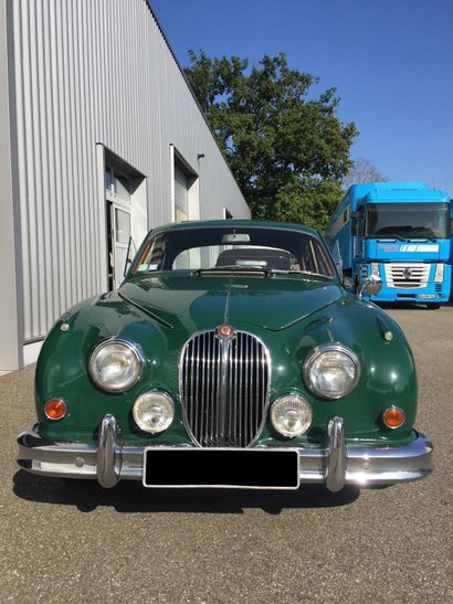 1962 Jaguar MK2 3.8 litres La première berline à carrosserie monocoque de Jaguar...