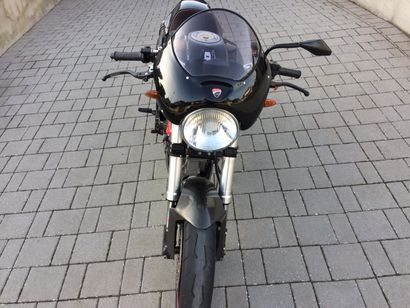 2001 Ducati 900S Monster Very nice condition

Serial number: ZDMM200AAYB009122

Many...