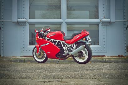 1991 Ducati 900 SS Super sportive des années 90 Côte montante Machine à émotions...