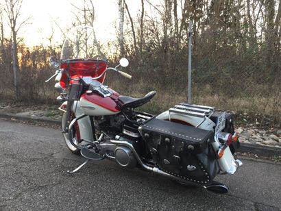 1968 Harley Davidson Early Shovel La moto a été entièrement restaurée, et a fait...