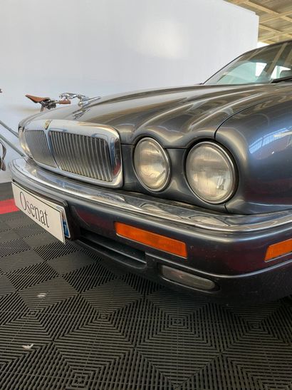 1995 Jaguar XJ Sovereign En très bon état

CGF

193258 km