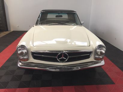1968 MERCEDES-BENZ 250SL PAGODE Chassis N° 113043 12 7

US documents and customs...