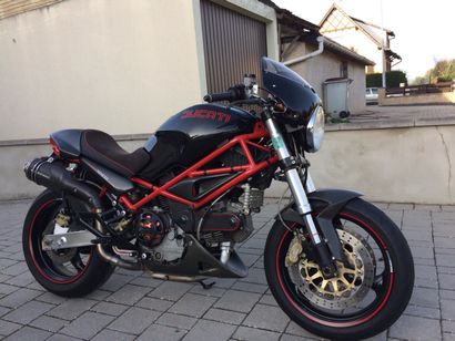 2001 Ducati 900S Monster Très bel état

Numéro de série : ZDMM200AAYB009122

Nombreux...