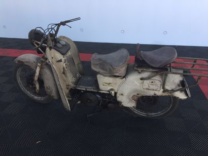 Moto Guzzi Galletto Serial number : 16311574

160 cm 3

Registration number : 45...