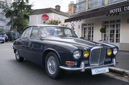 1968 JAGUAR 420 Numéro de série PIF25414DN

Livrée neuve en France

Rare boite manuelle...