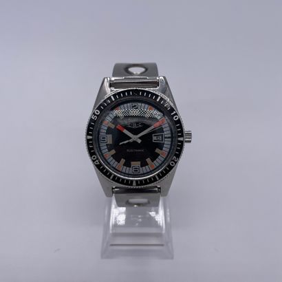 null C-B-C CIRCA 1970. Ref : 532223. Steel diving watch. Black and white dial. Painted...