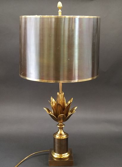 MAISON CHARLES PARIS 
Lampe Lotus en bronze...