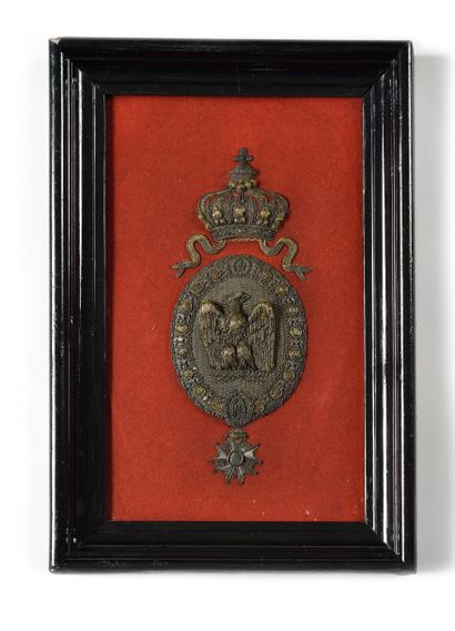 null 
BEAUTIFUL EMBROIDERY OF SCHABRAQUE ORNAMENT OF THE IMPERIAL FAMILY. Motif with...
