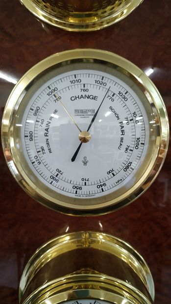 null WEMPE

Station météo avec horloge à quartz, baromètre et thermomètre/hygromètre...