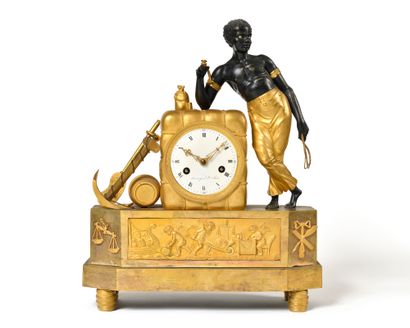 null Clock called "à la balle de coton" or "le matelot" (large model) in patinated...