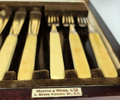 null MAPPIN & WEBB Twelve silver and ivory fish cutlery. Original mahogany case....