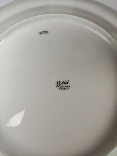 null LIMOGES White and gold porcelain dinner service Rocal model including : 2 ravioli...