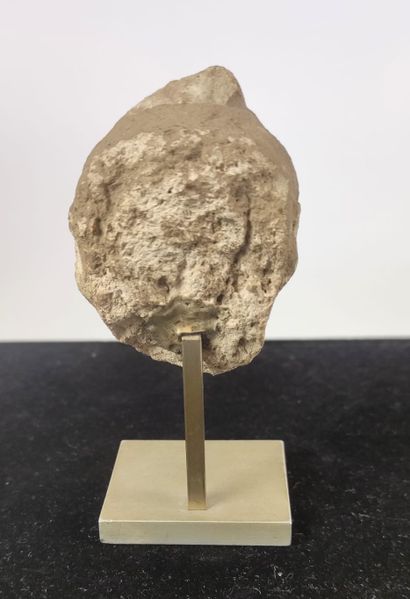 null TETE ANCIENNE en pierre Hauteur sans le socle : 6,5 cm