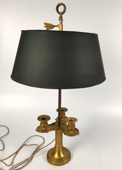 An ormolu BOUILLOTTE LAMP with a bouquet...