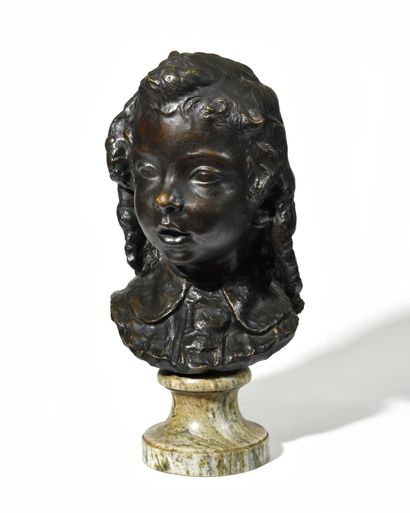 null Lucien SCHNEGG (1864-1909) Bust of a young girl Bronze with brown patina signed...