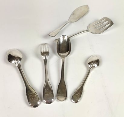  silver dinnerware set including : - 18 table forks - 12 table spoons - 12 dessert...