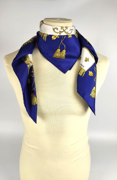 null HERMES Silk scarf "Vue du carrosse de la Reale La Galère" (slight trace)