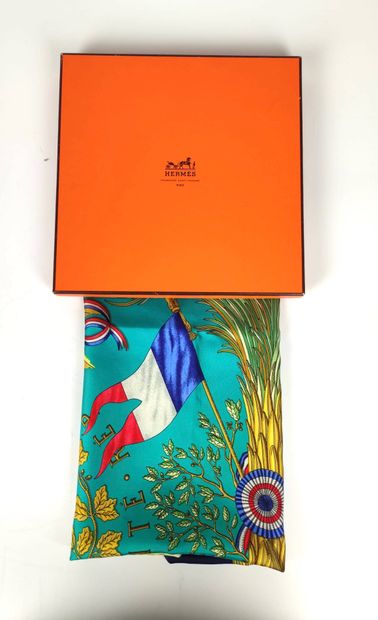 null HERMES Silk scarf model "Liberté, Egalité, Fraternité" Box. Very good condi...